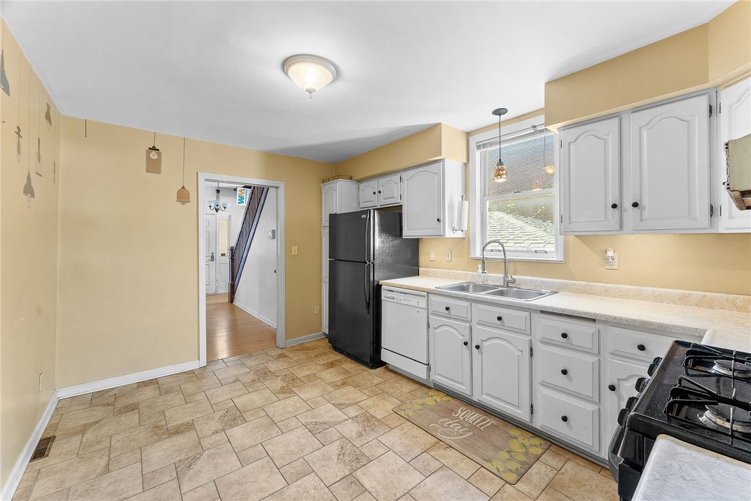 1427 Beaver Road Rd, Ambridge, Pennsylvania image 8
