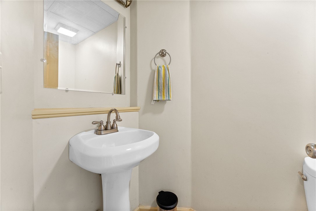 1427 Beaver Road Rd, Ambridge, Pennsylvania image 10