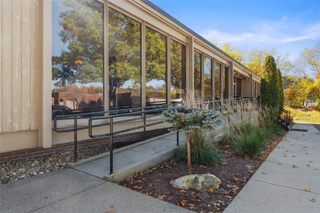 11 Mayview Road