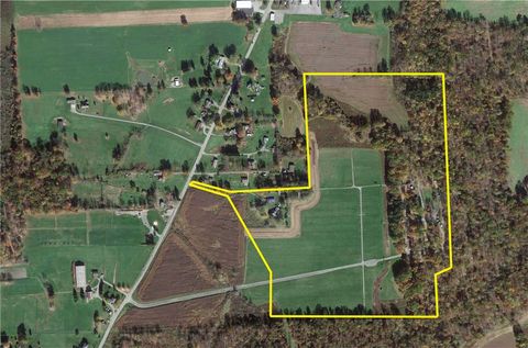 365 Saxonburg Blvd Clinton Twp PA 16056