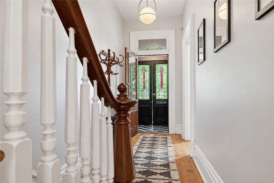 1516 Buena Vista St
