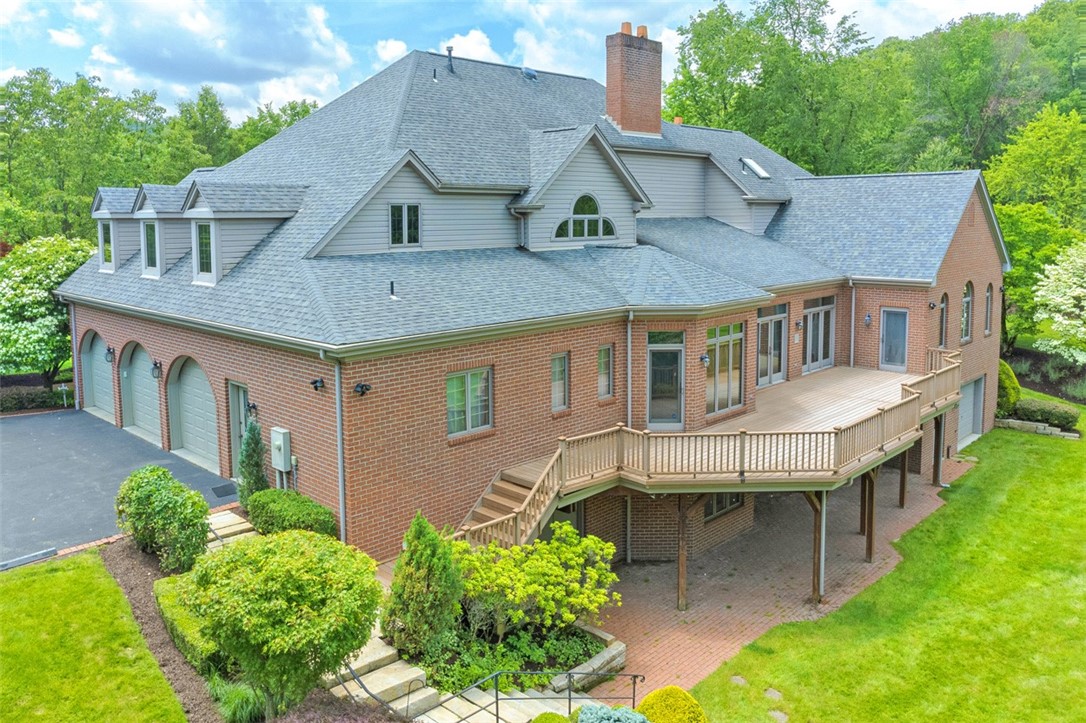 3913 Bridgewood Circle