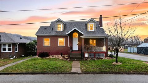 Photo of 402 Ekin St, Elizabeth, PA 15037 (MLS # 1736039)