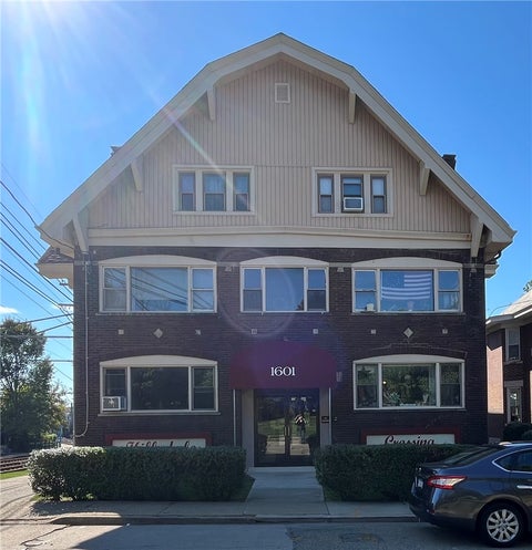 Photo for 1601 Hillsdale Ave 3