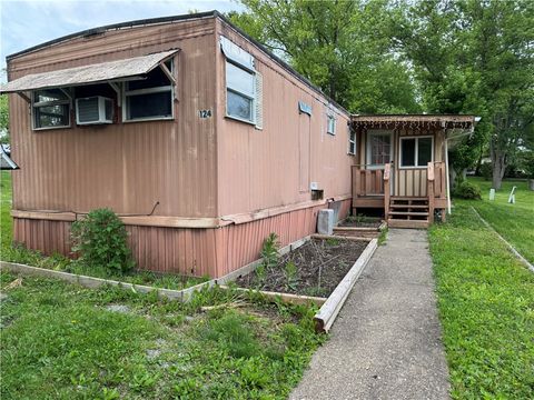 124 Little Creek Dr New Sewickley Twp PA 15074