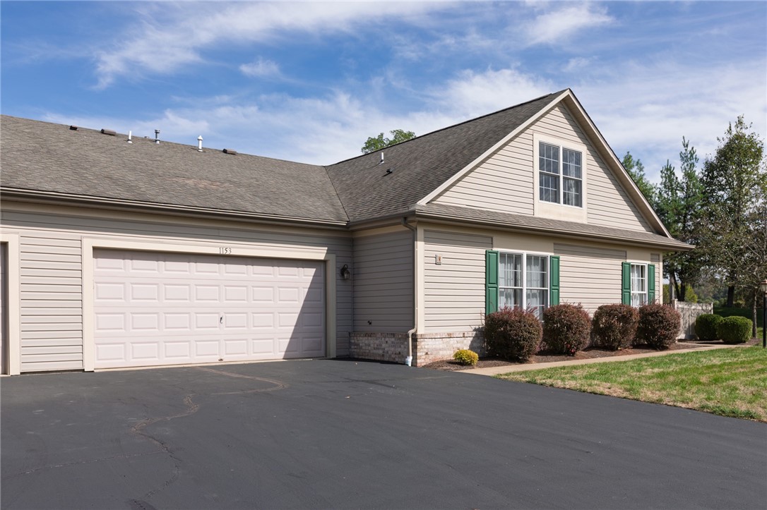 1153 Cobblestone Lane