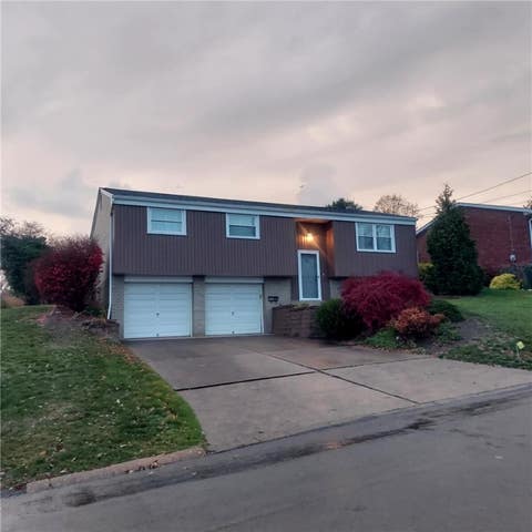 Photo for 213 Thistle Dr