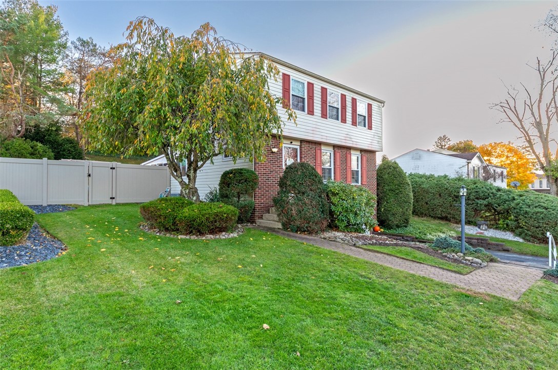 6 Saxony Dr