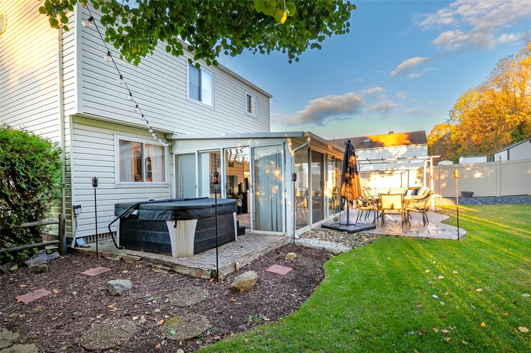 6 Saxony Dr
