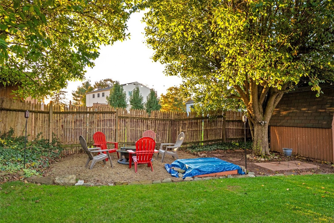 6 Saxony Dr
