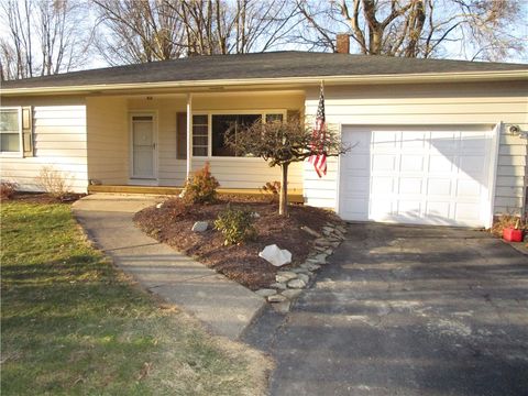 Photo of 410 Hazen Rd, Sharpsville, PA 16150 (MLS # 1741860)