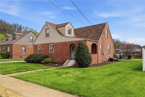 Photo of 214 Jefferson Ave, Cheswick, PA 15024 (MLS # 1748924)