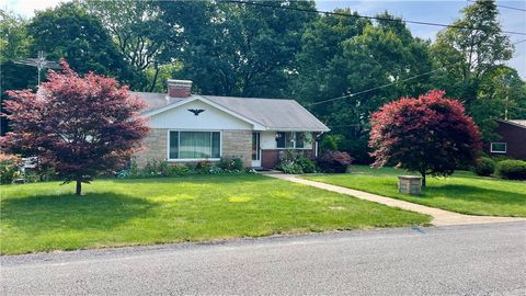 Photo of 134 Allan Dr, Beaver, PA 15009 (MLS # 1751627)