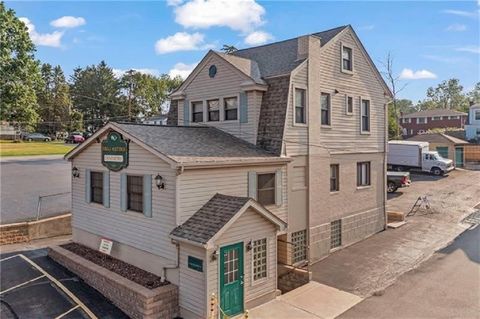 5133 Brightwood Rd Bethel Park PA 15102