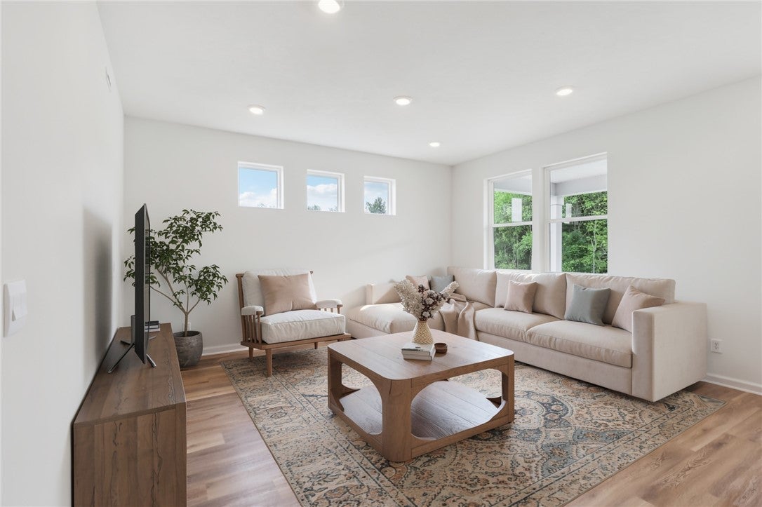 357 Gleneagles Drive