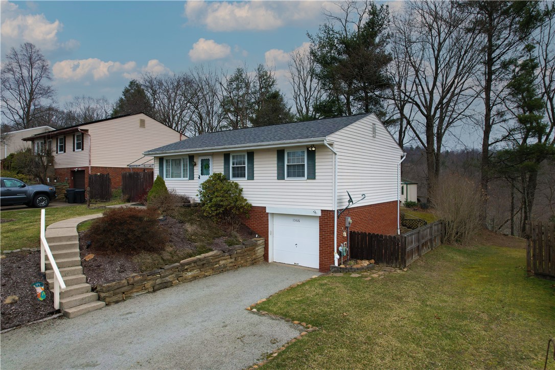 1366 Cavitt Rd, Monroeville, Pennsylvania image 2