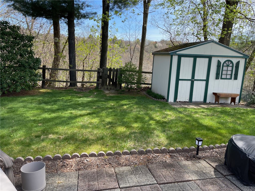 1366 Cavitt Rd, Monroeville, Pennsylvania image 9