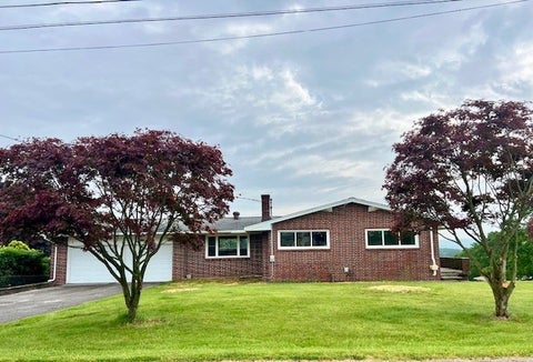 Photo for 142 Hilltop Dr