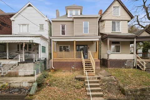 Photo of 2728 Glen Mawr St, Pittsburgh, PA 15204 (MLS # 1731452)
