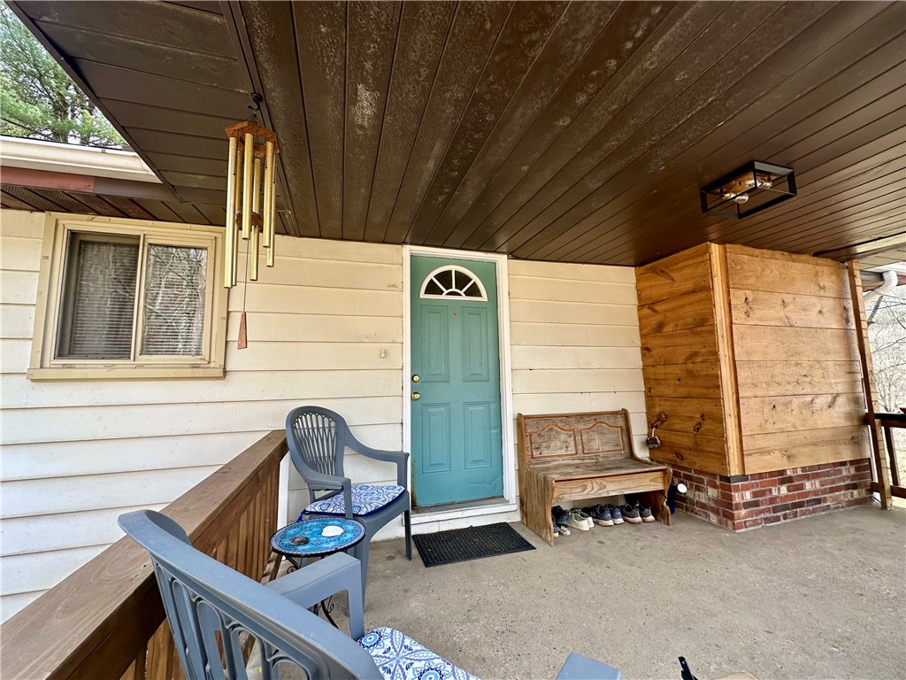 Raccoon Twp, Pennsylvania 15001, United States, 3 Bedrooms Bedrooms, ,1 BathroomBathrooms,Residential,Active,94406