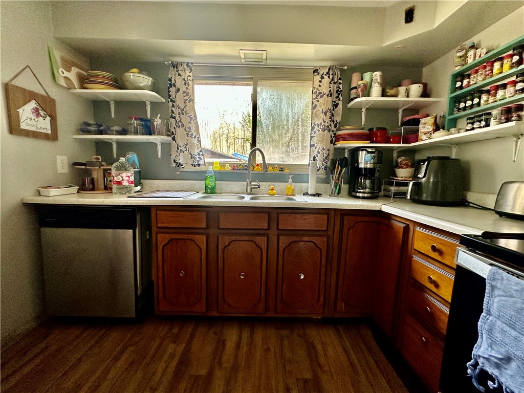 Raccoon Twp, Pennsylvania 15001, United States, 3 Bedrooms Bedrooms, ,1 BathroomBathrooms,Residential,Active,94406