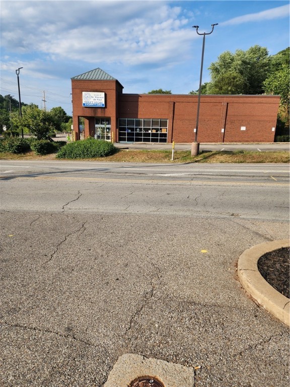 Castle Shannon, Pennsylvania 15234, United States, ,Commercial,Active,52264