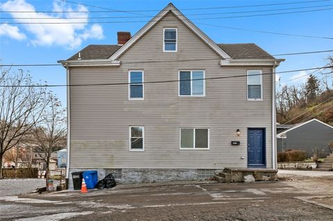 Photo of 1619 Haug St, Pittsburgh, PA 15212 (MLS # 1733197)