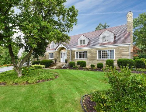 Photo of 2055 Outlook Dr, Pittsburgh, PA 15241 (MLS # 1724662)