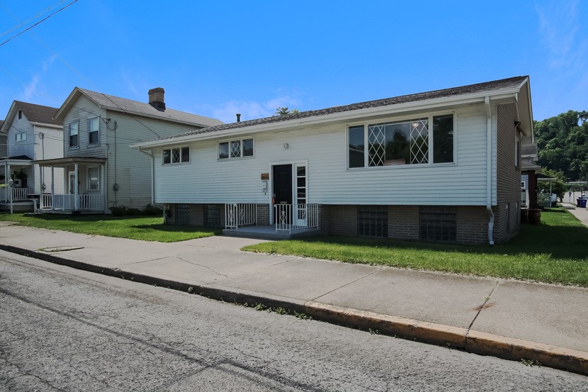 600 Indiana Ave Ave, Monaca, Pennsylvania image 2