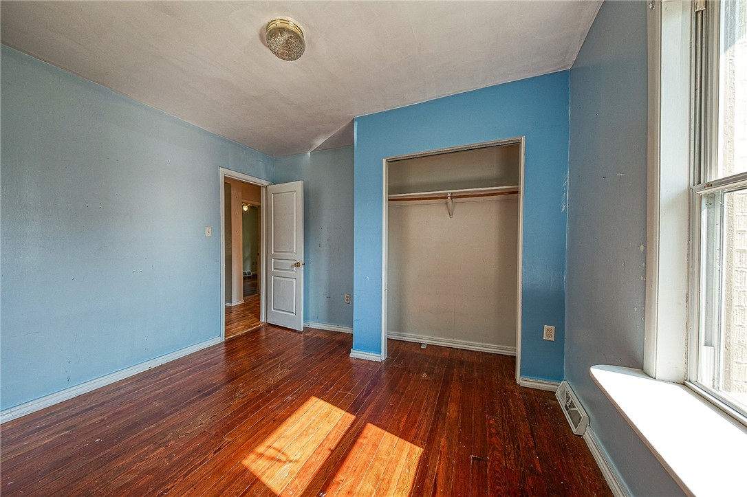 Ellport Borough, Pennsylvania 16117, United States, 2 Bedrooms Bedrooms, ,1 BathroomBathrooms,Residential,Pending,48117