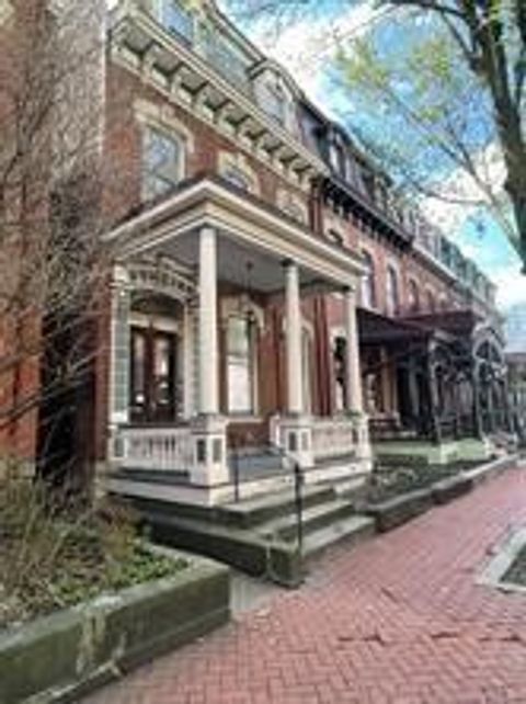 Photo of 1327 Liverpool St #1, Pittsburgh, PA 15233 (MLS # 1733577)