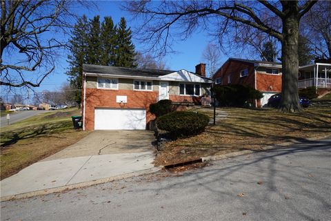 Homes For Sale - 185 Peach Dr Dr<br/> Whitehall, PA 15236