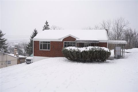 Photo of 3209 Jeffrey Dr, Mckeesport, PA 15133 (MLS # 1739906)