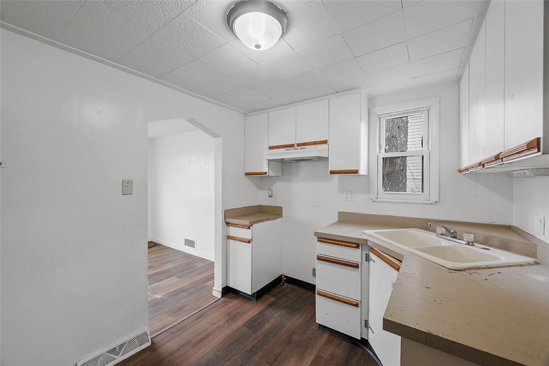 416 Oak St St, West Mifflin, Pennsylvania image 13