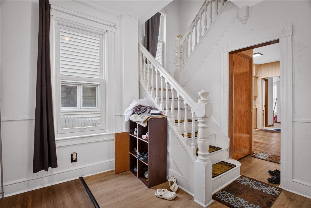 66 Seminole Ave