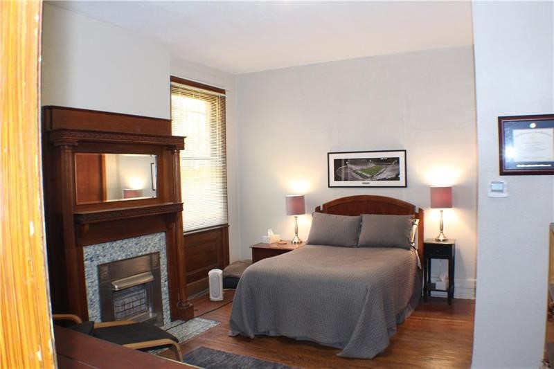 Shadyside, Pennsylvania 15232, United States, 1 Bedroom Bedrooms, ,1 BathroomBathrooms,Residential,Active,113173