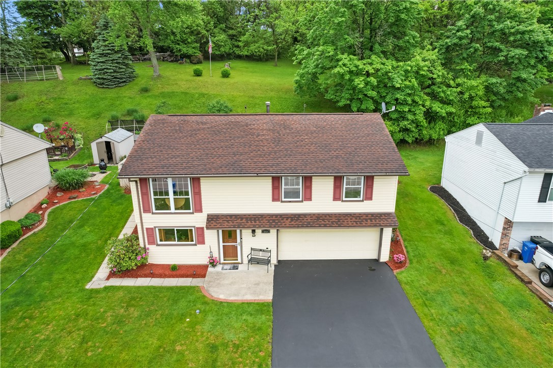 569 Butterfield Drive Dr, North Huntingdon, Pennsylvania image 3