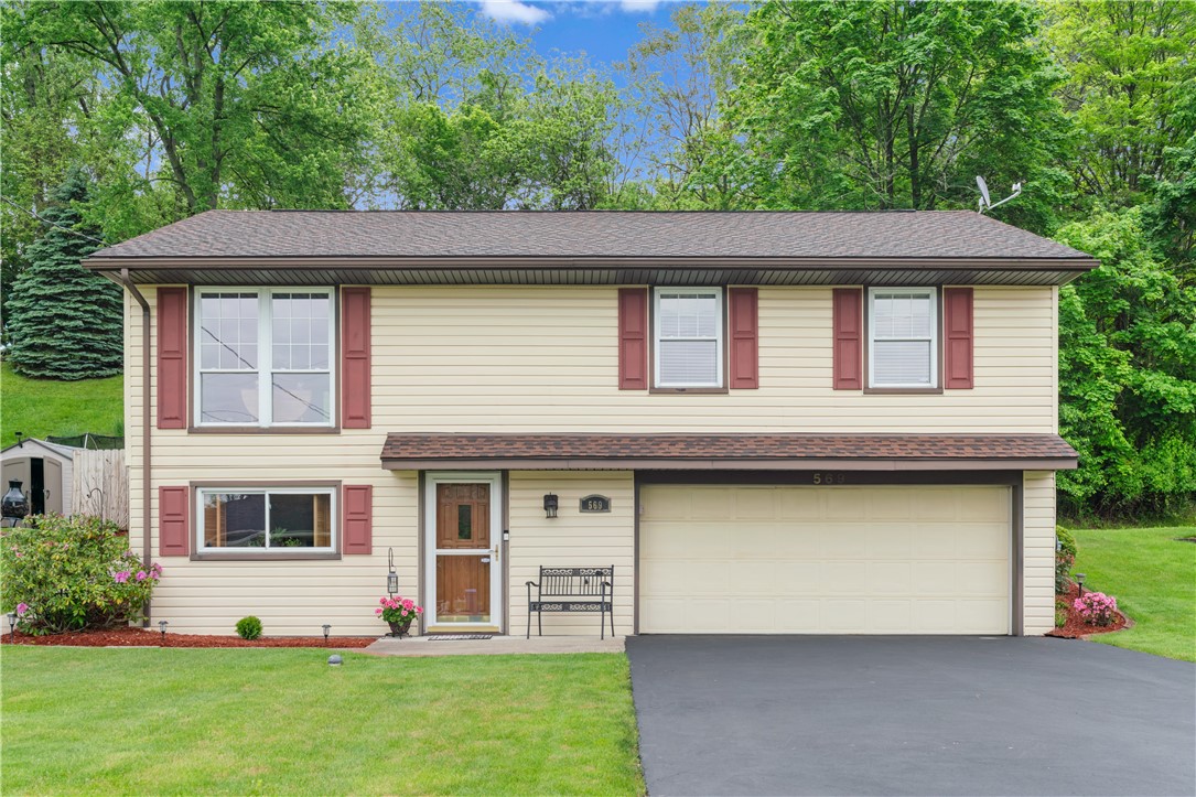 569 Butterfield Drive Dr, North Huntingdon, Pennsylvania image 1