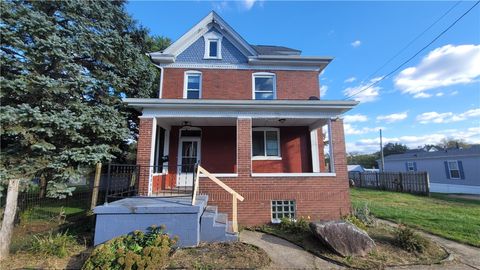 Homes For Sale - 20 S 2nd St St<br/> Youngwood, PA 15697