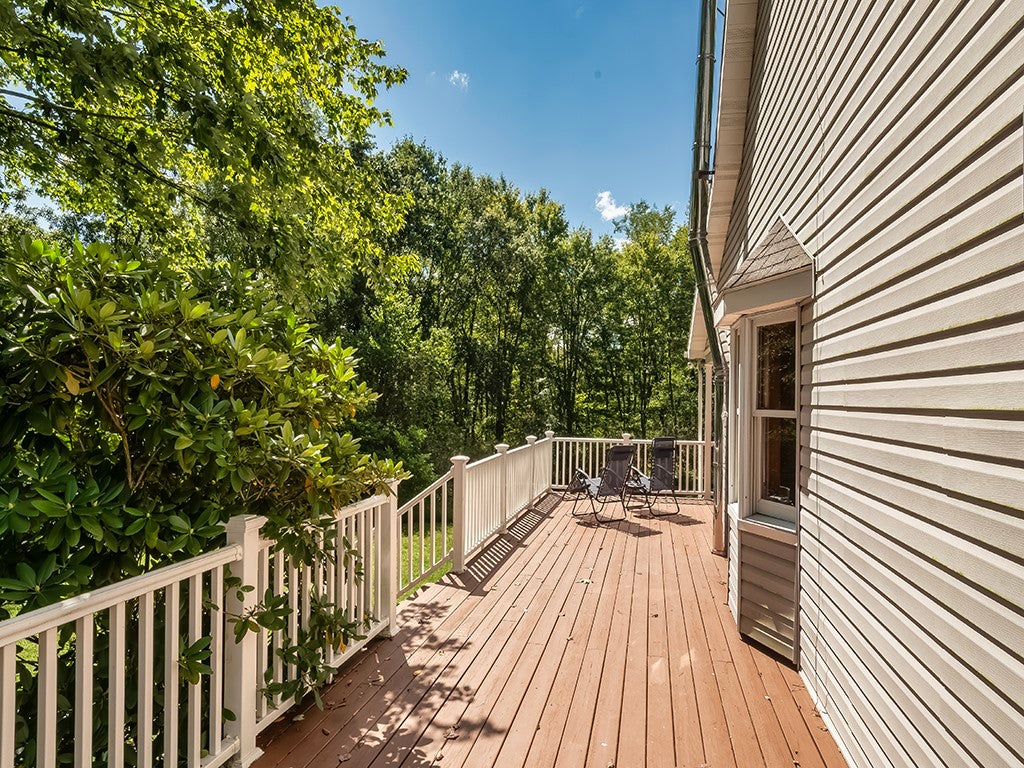 391 Glade Mills Rd