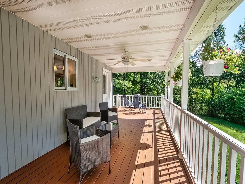 391 Glade Mills Rd