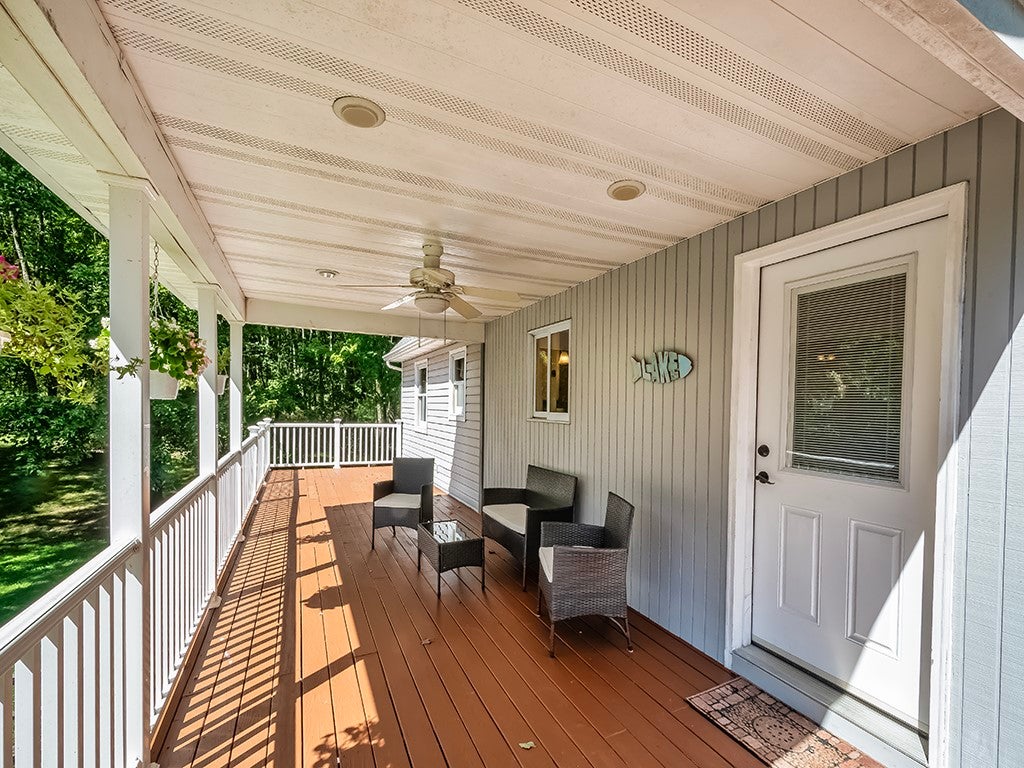391 Glade Mills Rd