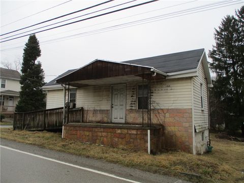 Photo of 963 Venetia Rd, Venetia, PA 15367 (MLS # 1742248)