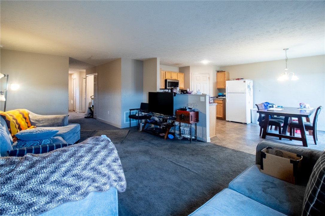 Derry Twp, Pennsylvania 15650, United States, 3 Bedrooms Bedrooms, ,2 BathroomsBathrooms,Residential,Contingent,23848