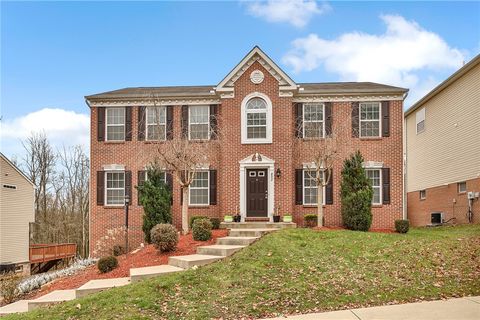 8028 Maureen Dr Cranberry Twp PA 16066