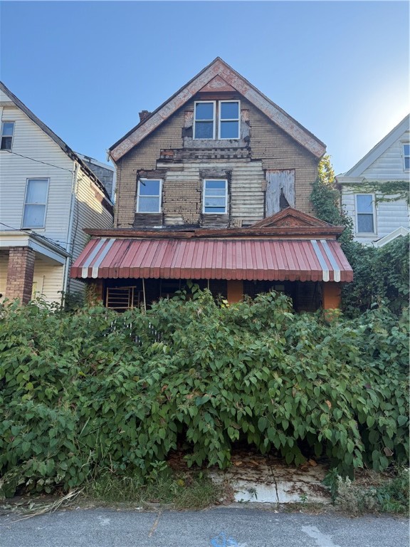 Photo 1 of 1 — 852 Inwood St, Homewood Brushton, PA 15208