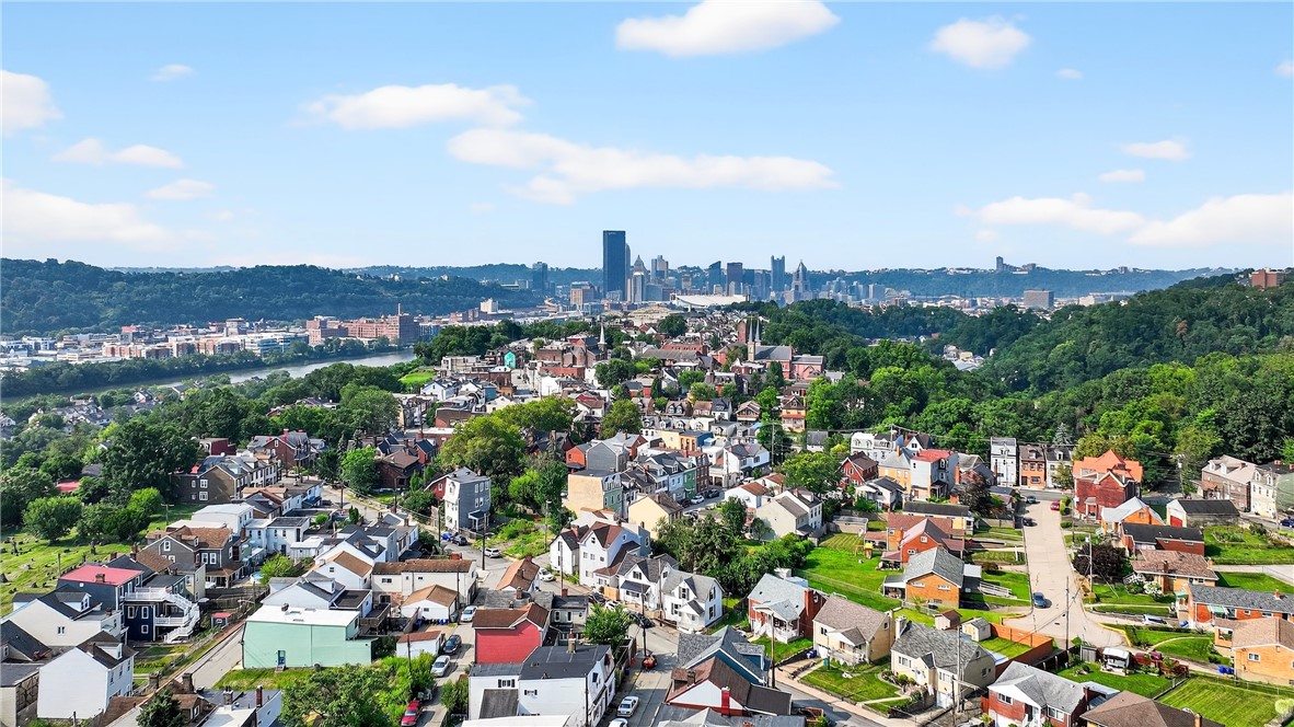 Troy Hill, Pennsylvania 15212, United States, 1 Bedroom Bedrooms, ,2 BathroomsBathrooms,Residential,Active,237146