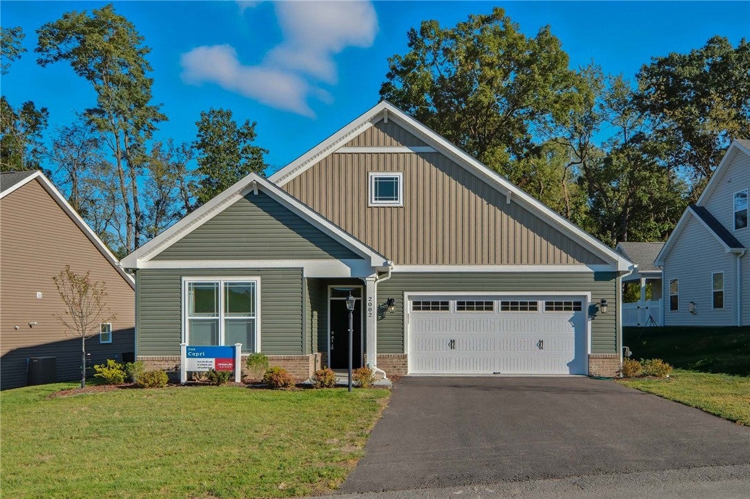 2002 Lakeside Dr