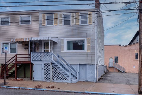 Photo for 32 S 11th St