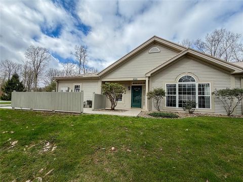 Photo of 11603 Dawn Dr, Meadville, PA 16335 (MLS # 1750072)